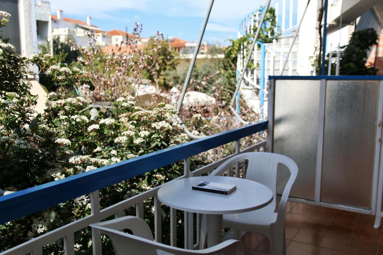 Seaview- 2 Space - Selfcatering Apartment - Helen No 3 Xiropigado Extérieur photo