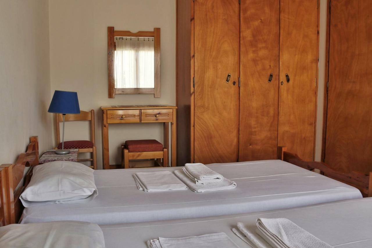 Seaview- 2 Space - Selfcatering Apartment - Helen No 3 Xiropigado Extérieur photo