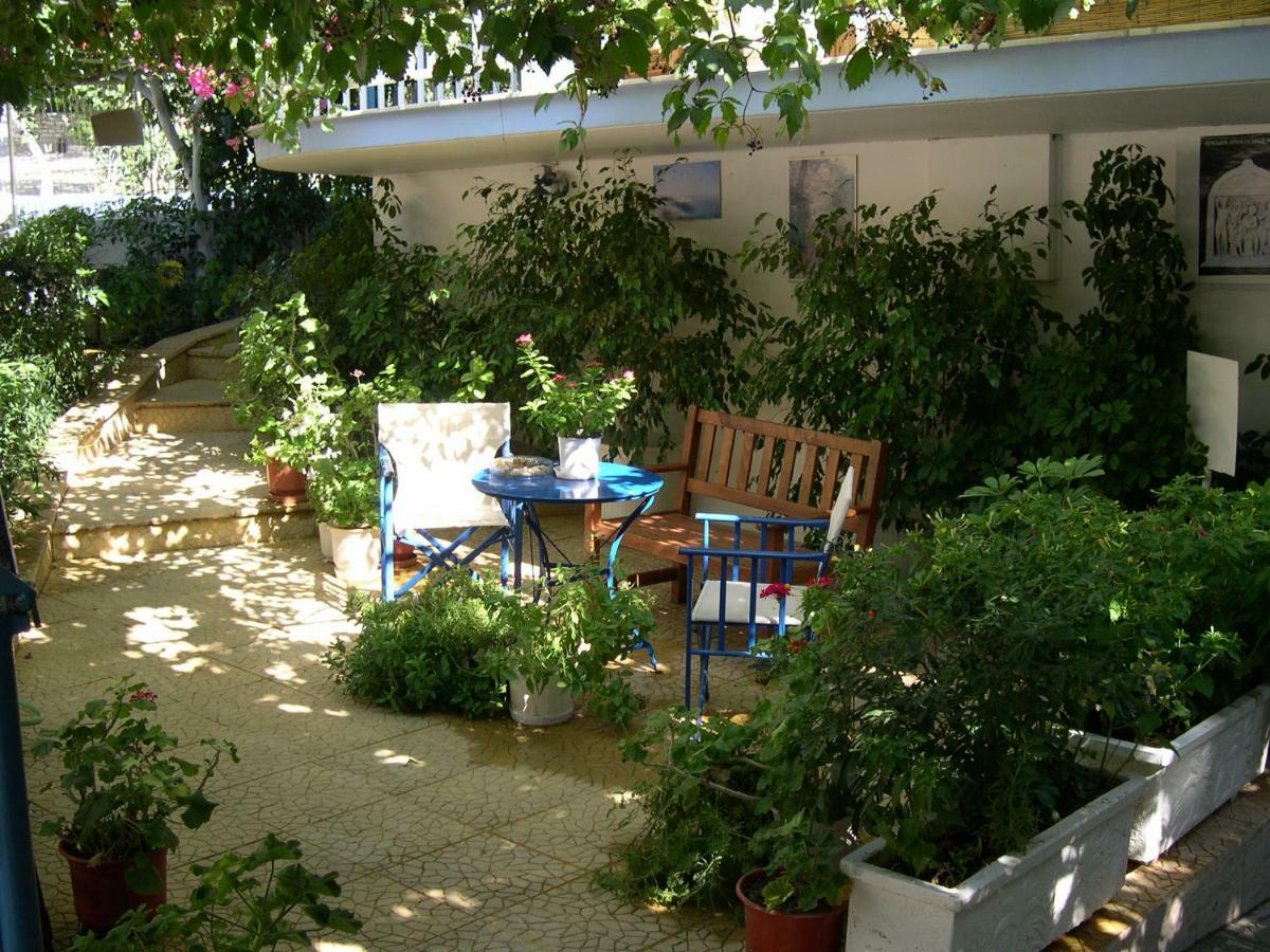 Seaview- 2 Space - Selfcatering Apartment - Helen No 3 Xiropigado Extérieur photo